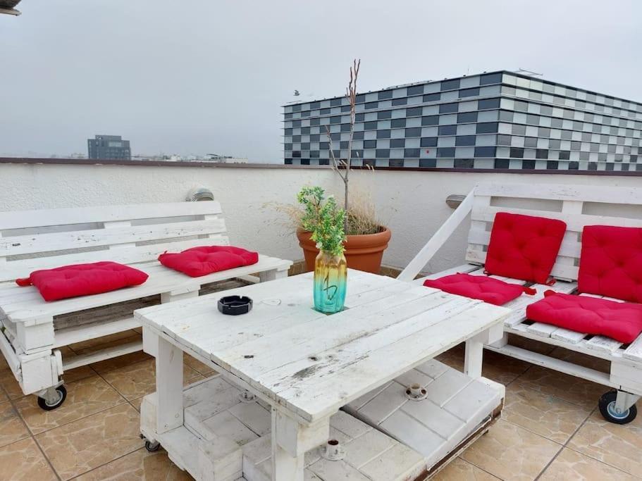 Sweet Dreams Suites Panoramic Studio Zodiac Dorobanti Bucharest Exterior photo